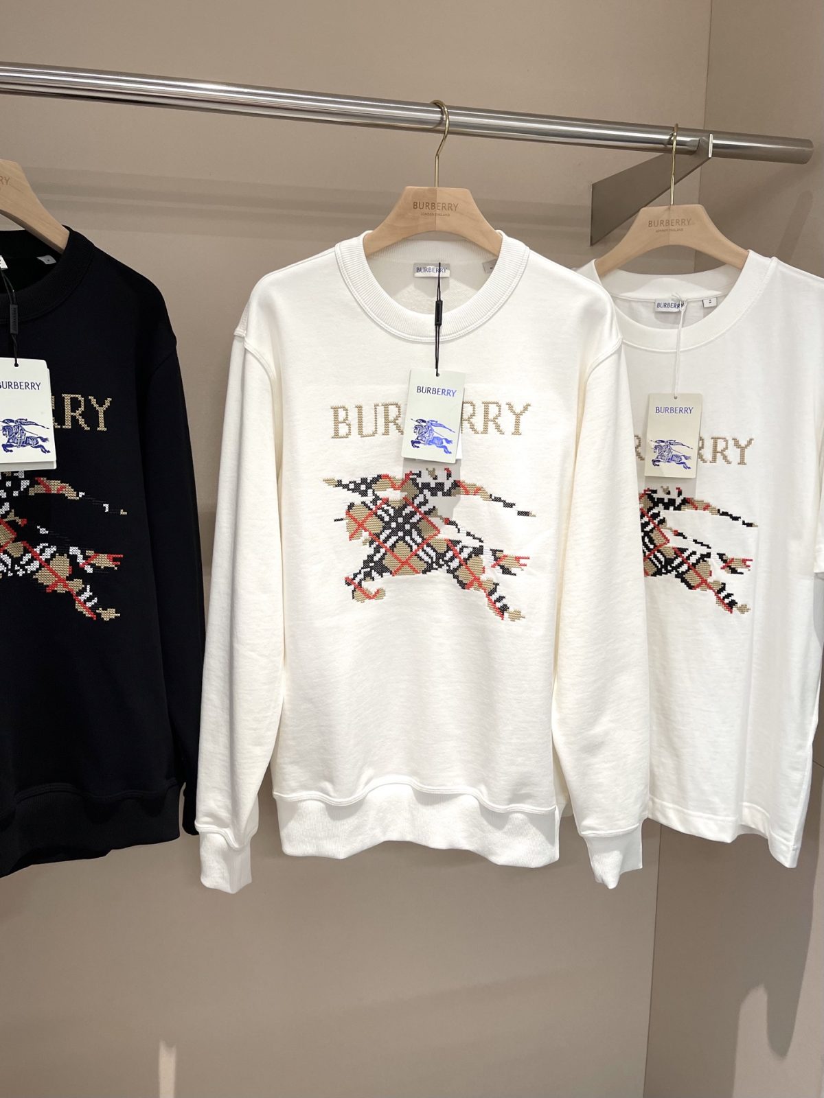 Burberry 2025FW EKD Cross-Stitch Cotton Crewneck Sweatshirt - Image 3