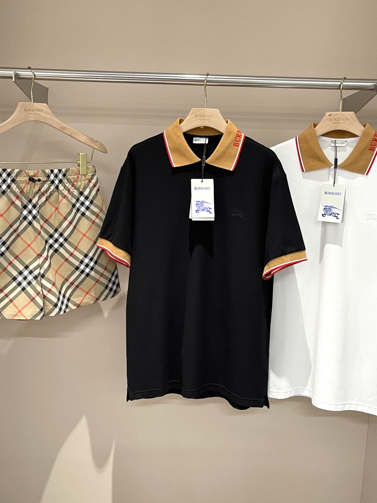 Burberry 2025SS Vintage Check Collar Cotton Polo Shirt - Image 1