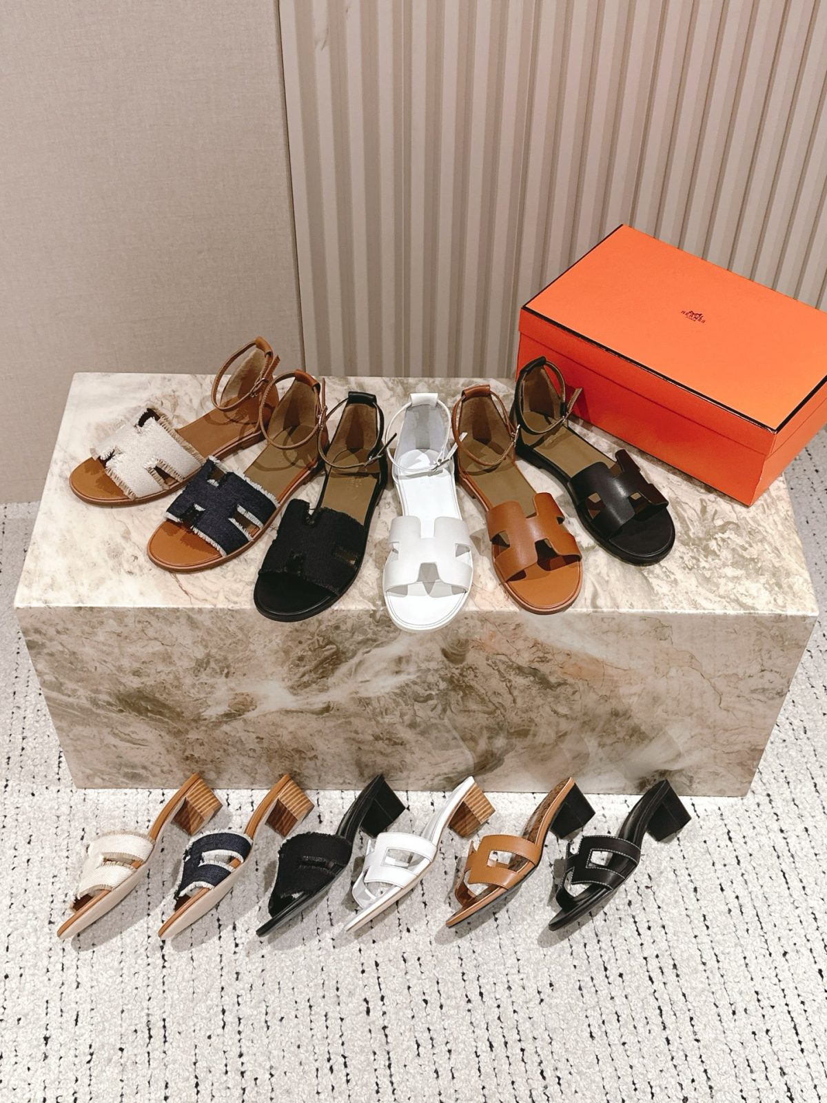 HERMÈS Oran Sandals | 2025 Spring/Summer New Collection - Image 2