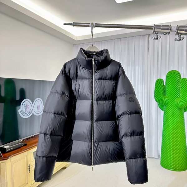 Moncler Tarn Short Down Jacket