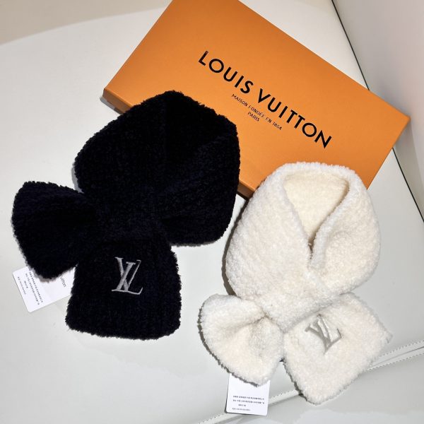 Louis Vuitton Wool Scarf with Embroidered LV Initials