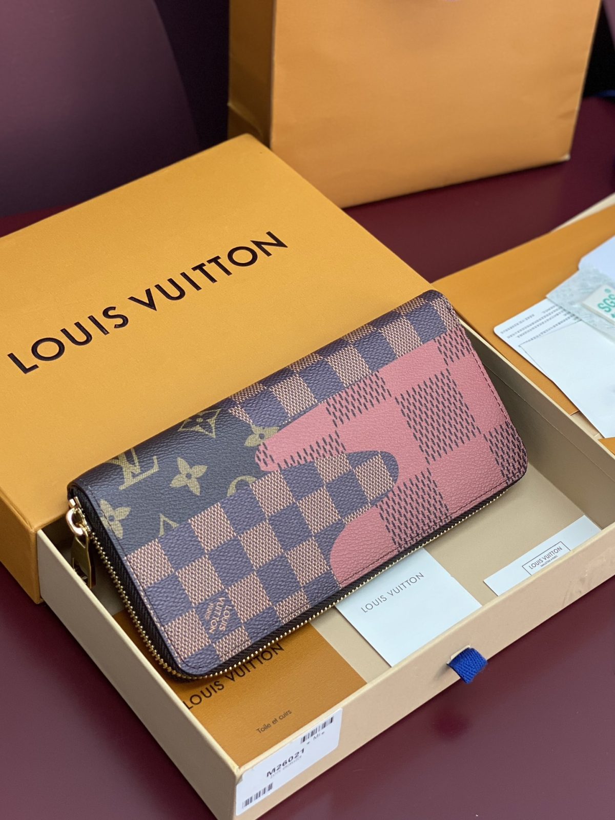 Louis Vuitton Monogram Landscape Patchwork Collection - Image 4