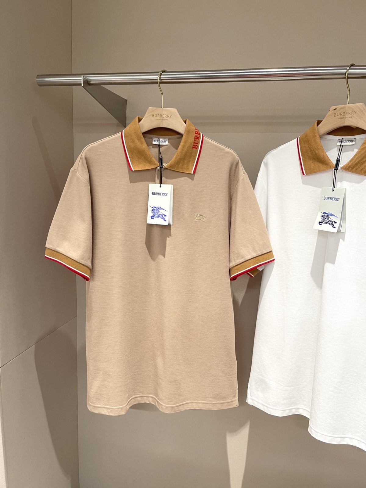 Burberry 2025SS Vintage Check Collar Cotton Polo Shirt - Image 2