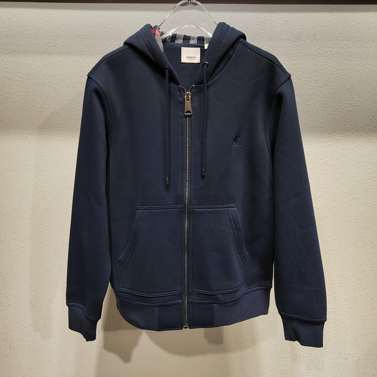 Burberry Equestrian Knight Embroidered Zip-Up Hoodie Collection (Fall/Winter) - Image 4