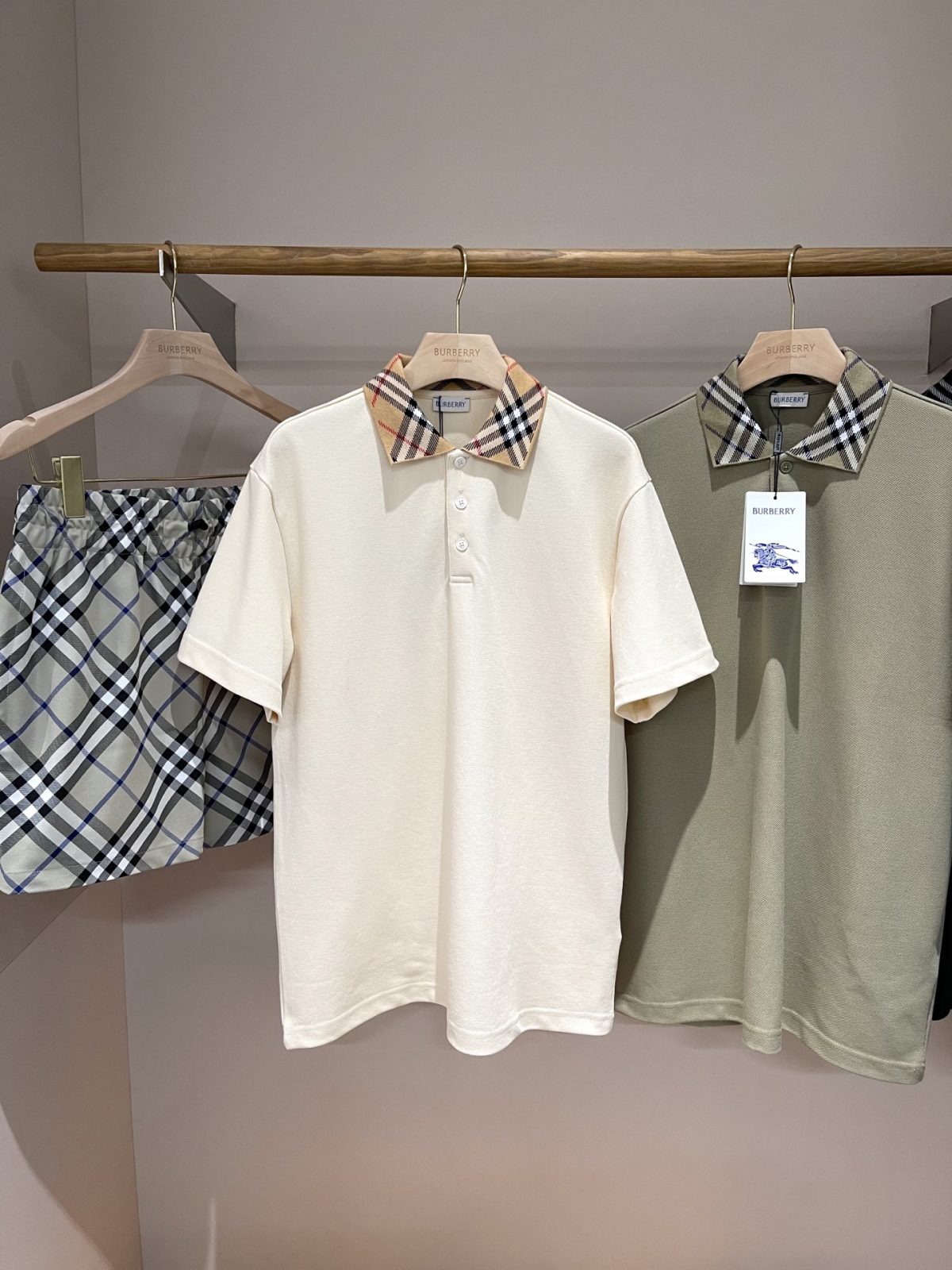 Burberry 2025SS Vintage Check Collar Cotton Polo Shirt - Image 3