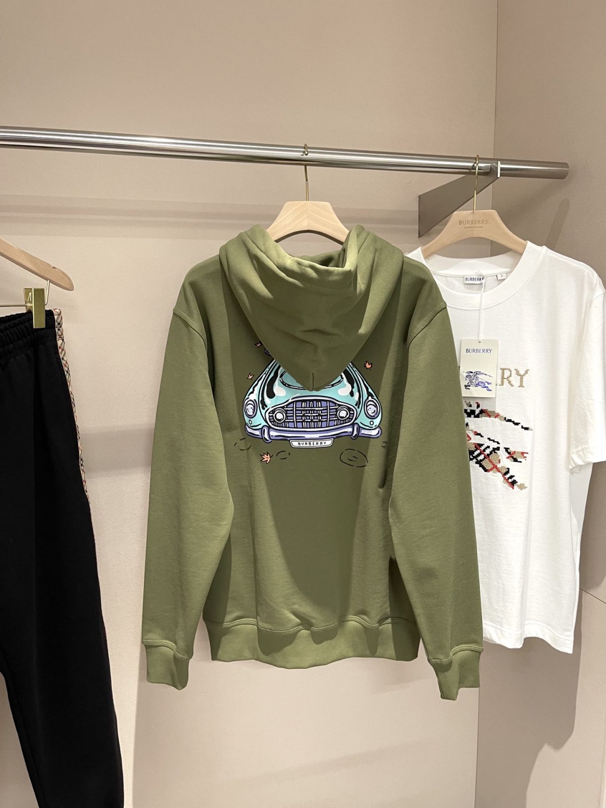 Burberry 2025 Pre-Fall Automotive Print Cotton Hoodie - Image 4