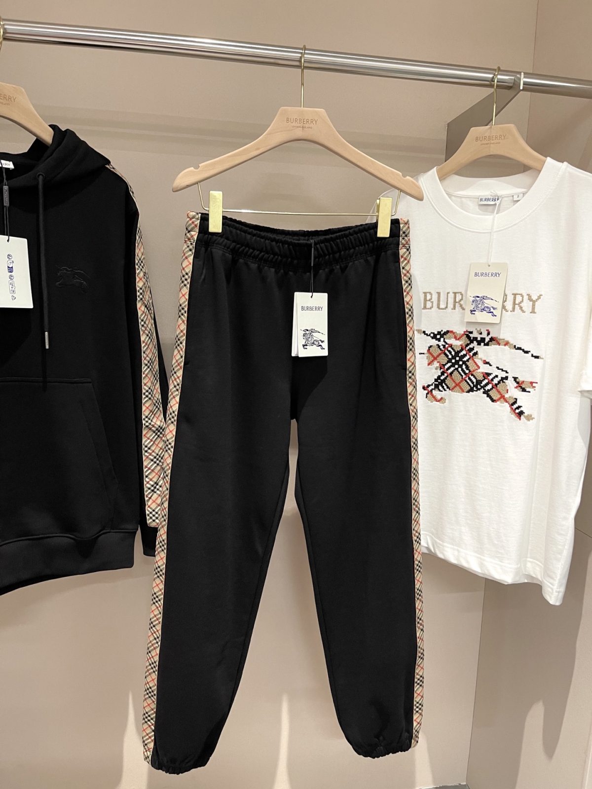 Burberry 25FW Cotton-Blend Track Pants with Vintage Check Stripe - Image 4