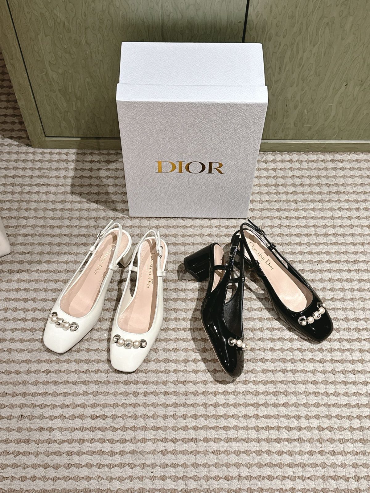 Dior Mary Jane Pearl Pumps | 2025 Spring/Summer New Collection - Image 2
