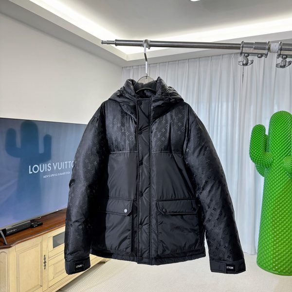 Louis Vuitton Monogram Jacquard Hooded Down Jacket (95 White Goose Down Counter Edition)