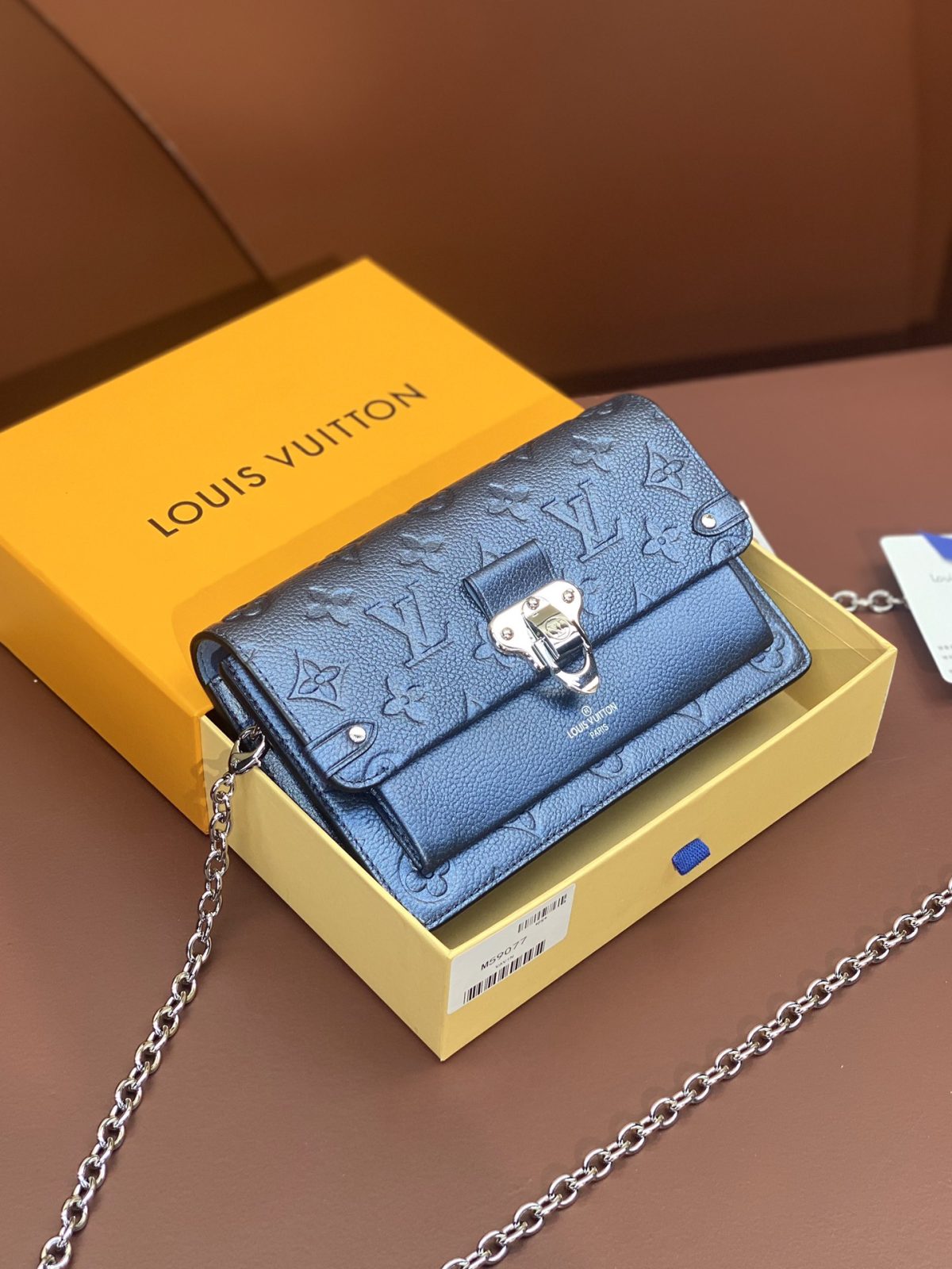Louis Vuitton Chain Wallet | Monogram Empreinte Leather Collection - Image 6