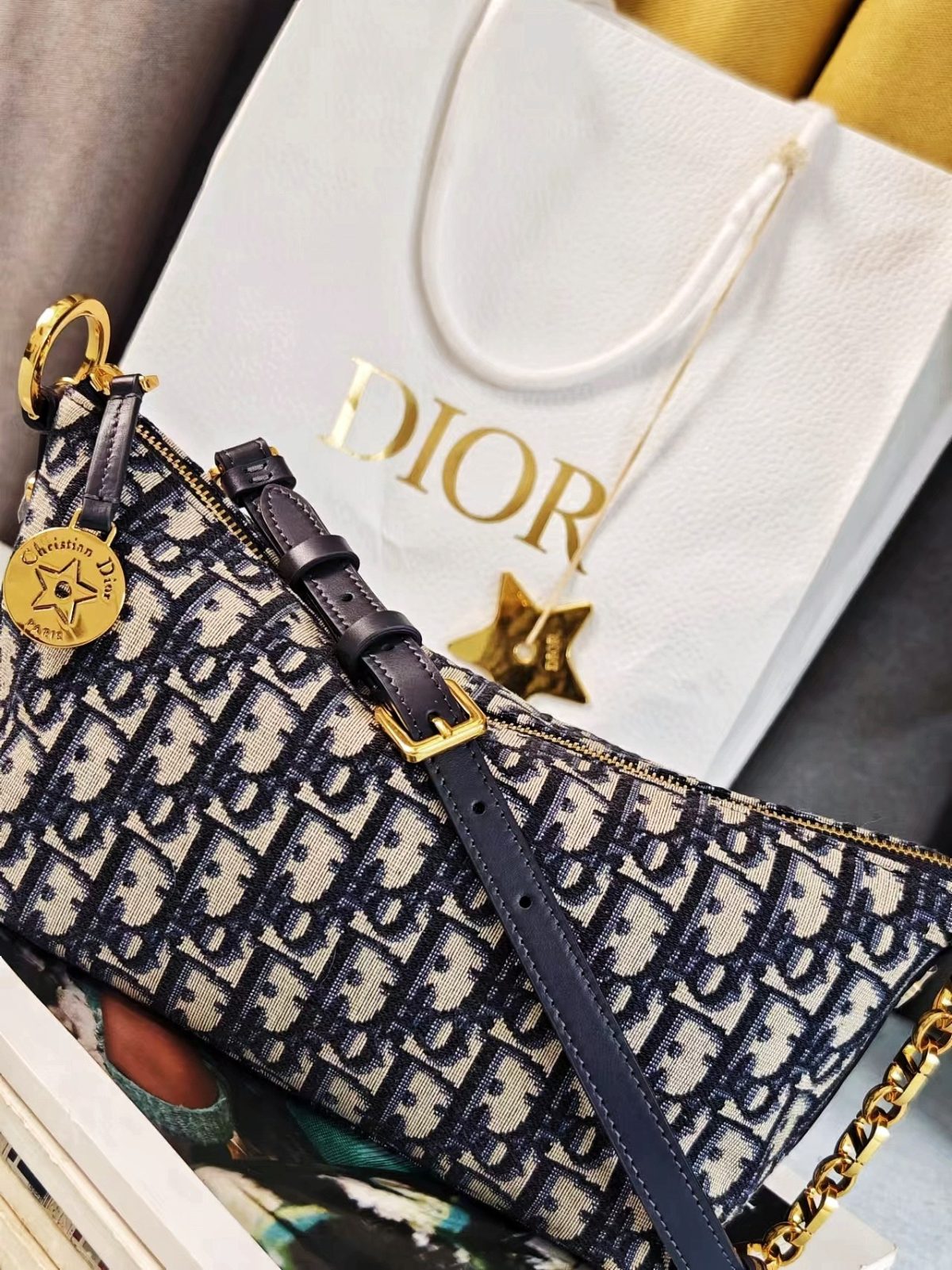 Dior Diostar Hobo Chain Bag (Blue Oblique Jacquard) - Image 3
