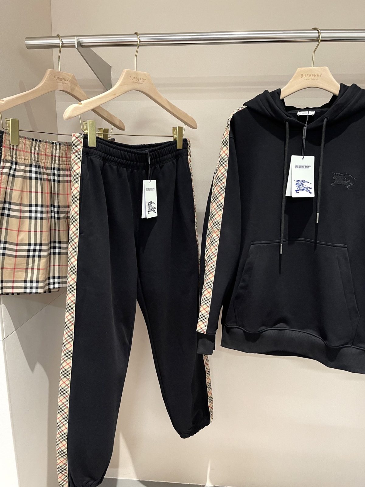 Burberry 25FW Cotton-Blend Track Pants with Vintage Check Stripe - Image 3