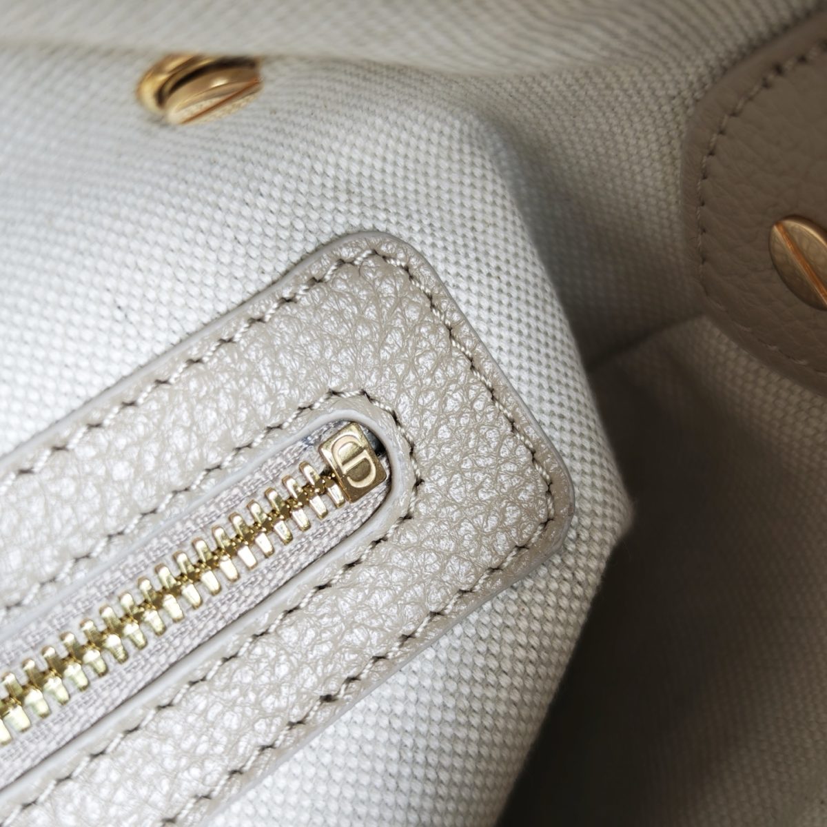 Dior Voyage Bag (Small & Medium / Cream White, Black) - Image 2