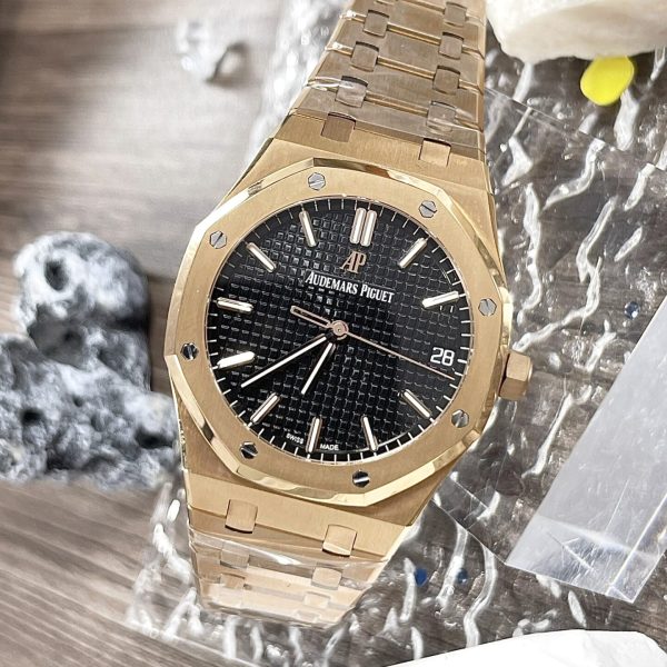 Audemars Piguet Royal Oak 15510OR Replica Watch Black Dial 41mm