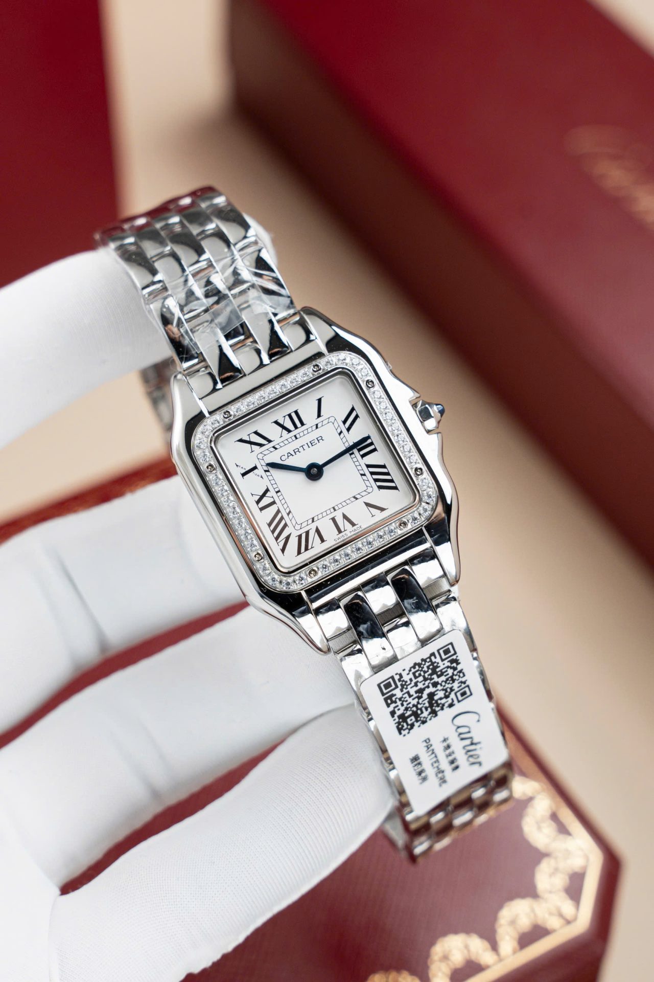 Dong-Ho-Cartier-Panthere-W2PN0007-Replica-11-Mat-Trang-Vanh-Dinh-Da-27x37mm-2.jpg Cartier Panthere W2PN0007 Replica Watch White Dial Metal Wire 27x37mm - Image 1
