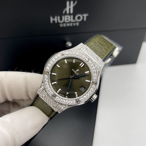 Hublot Classic Fusion Replica Watch Womens Green Dial HB Factory 33mm