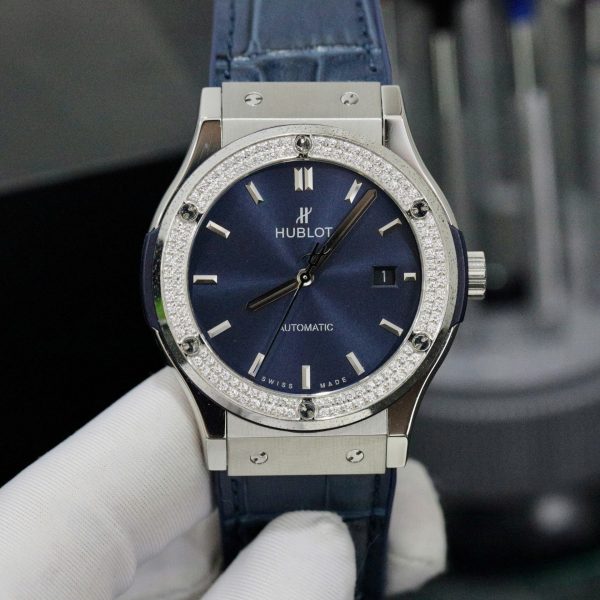 Hublot Classic Fusion Titanium Bezel Diamonds Blue Color Replica Watch HB Factory 42mm
