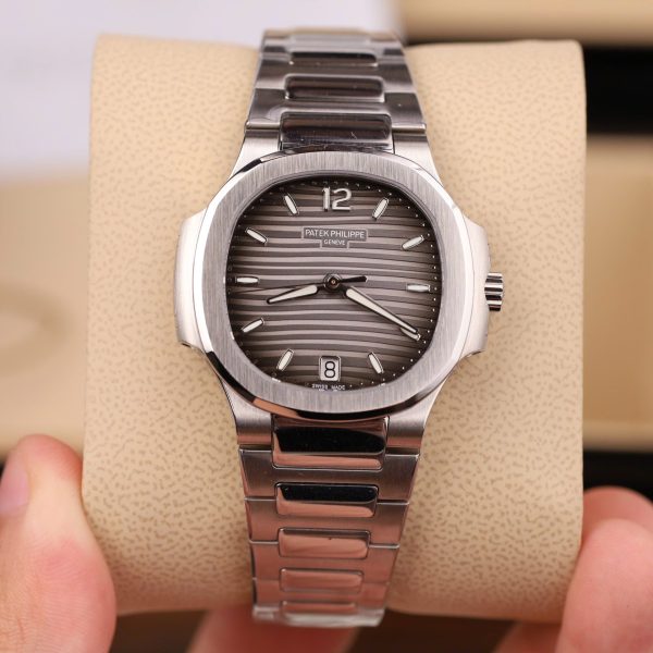 Patek Philippe Nautilus 7118 Fake Watches Gray Dial Automatic Movement GR Factory 35.2mm