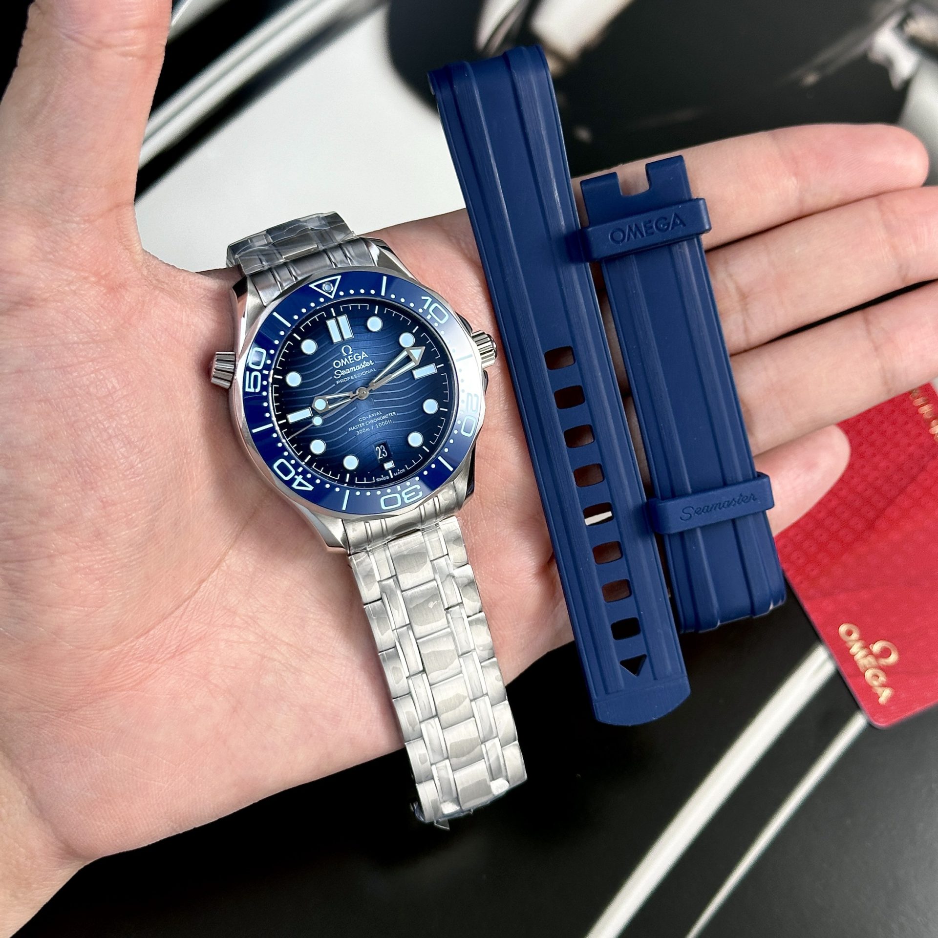 Dong-Ho-Omega-Che-Tac-Seamaster-Summer-Blue-Nha-May-VS-42mm-5.jpg Omega Replica Watches Seamaster Summer Blue Dial VS Factory 42mm - Image 1