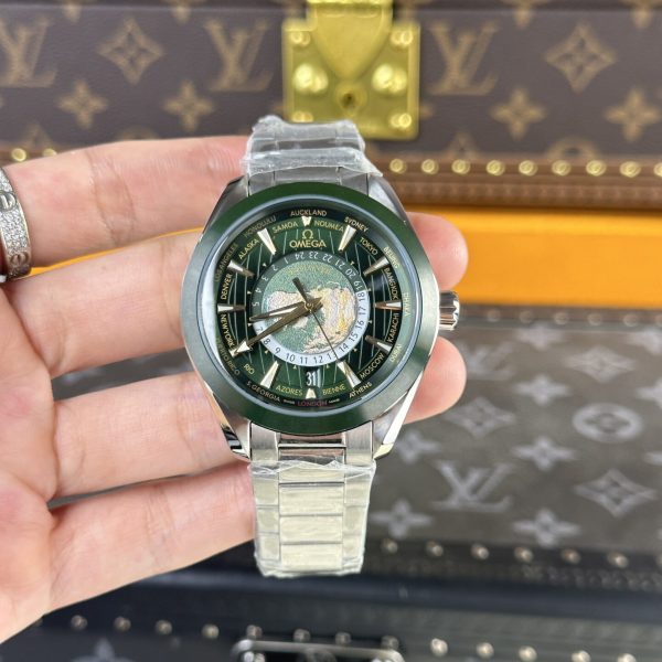 Omega Replica Watch Seamaster Aqua Terra Dial Green 43mm