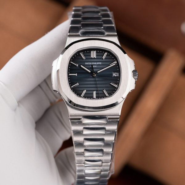 Patek Philippe Nautilus 5711 Replica Watches Blue Dial Metal Wire BBF Factory 40mm