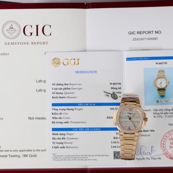 Patek Philippe Women White Dial Copies Watches Nautilus 7118 Gold Wrapped + Moissanite Diamonds 3K Factory 35.2mm