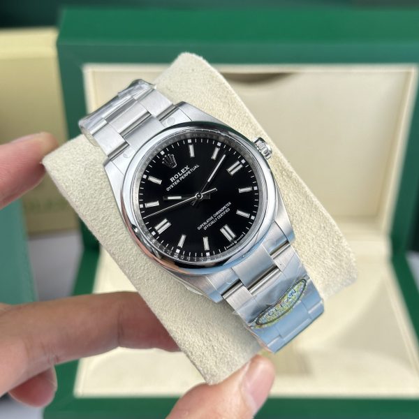Rolex Replica Watch Oyster Perpetual 126000 Dial Black Clean Factory 36mm