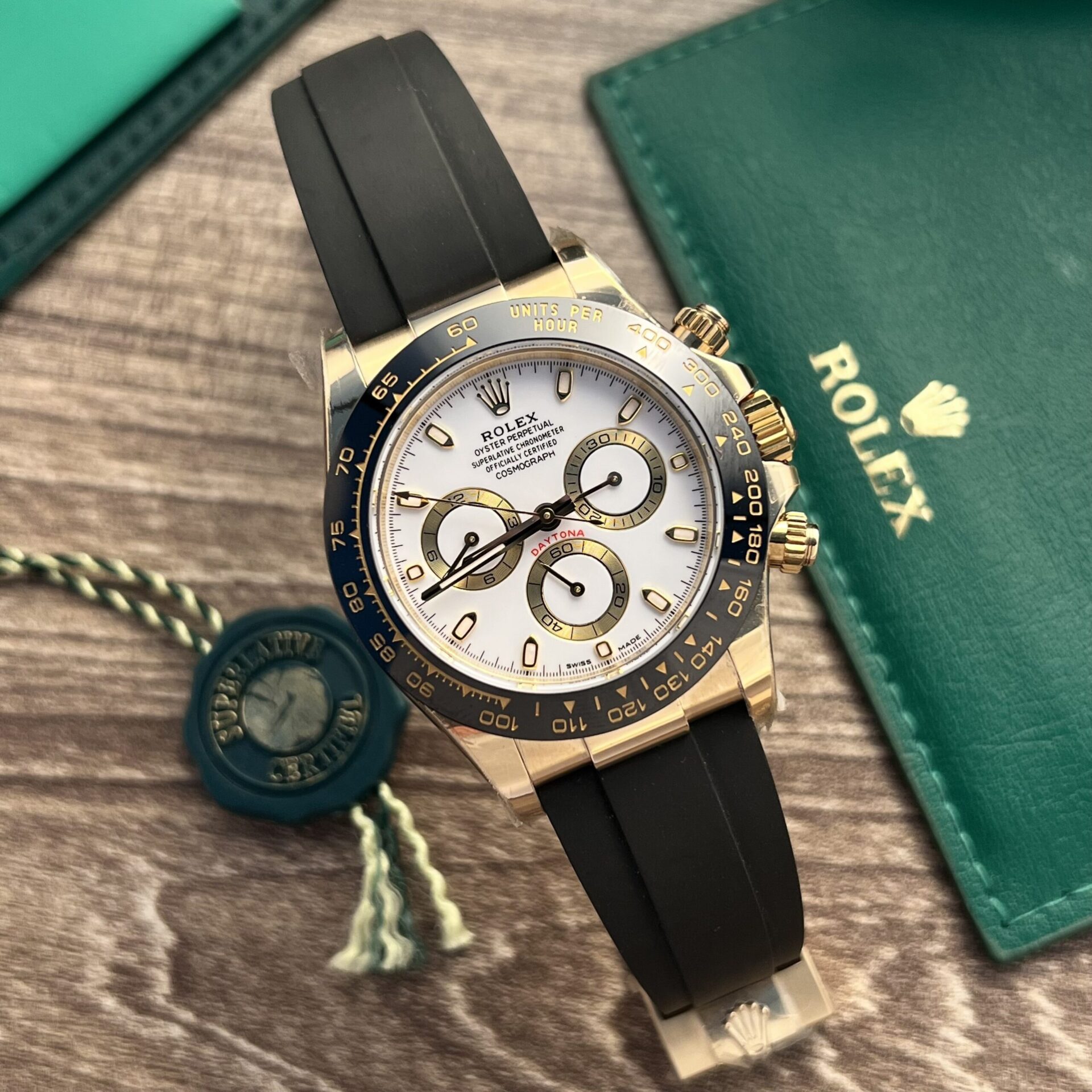Dong-Ho-Rolex-Cosmograph-Daytona-Replica-11-Nha-May-BT-40mm-5-scaled-1.jpg Rolex Cosmograph Daytona Replica Watch White Dial BT Factory 40mm - Image 1