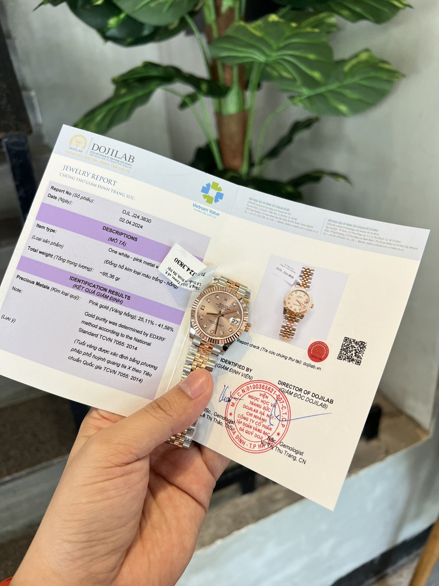 Dong-Ho-Rolex-DateJust-Nu-Boc-Vang-Day-Demi-Nha-May-GM-Tot-Nhat-2.jpg Rolex Best Replica Watch DateJust Gold Wrapped Womens GM Factory 31mm - Image 1