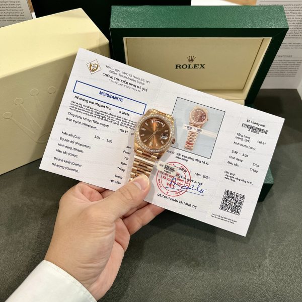 Rolex Fake Watch Day-Date Dial Chocolate Moissanite Diamonds Custom 40mm