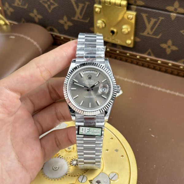 Rolex Luxury Imitation Watches Day-Date Gray Dial Luminous Numbers Weight 186 Grams QF Factory 40mm