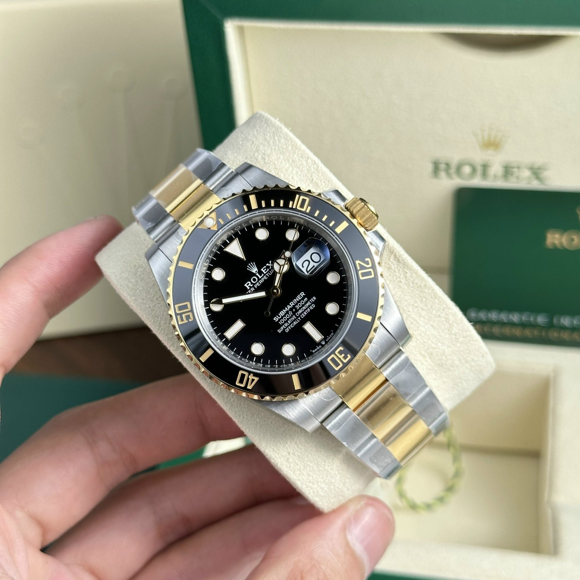 Dong-Ho-Rolex-Submariner-Date-126613LN-Replica-11-Nha-May-VS-41mm-15.jpg Rolex Replica Watch Submariner Date 126613LN Demi Gold Black Dial VS Factory 41mm - Image 1