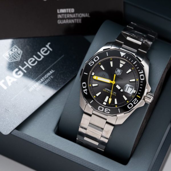 Tag Heuer Replica Watch Aquarace Ceramic Rim Metal Wire 43mm