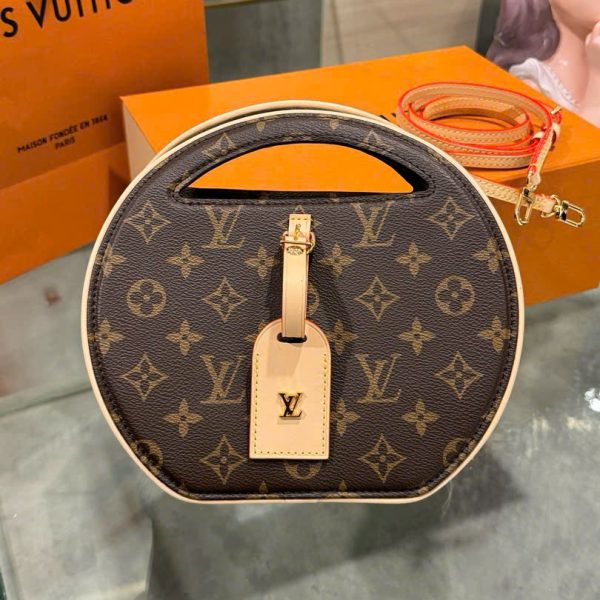 Louis Vuitton LV Around Me Monogram Handbag 22.5x21x7cm