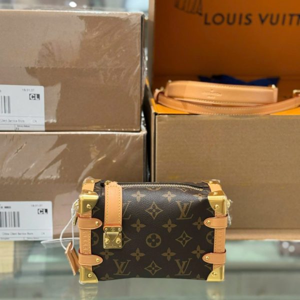 Louis Vuitton LV Side Trunk Tracking Replica Handbag 11 Monogram Pattern 18cm