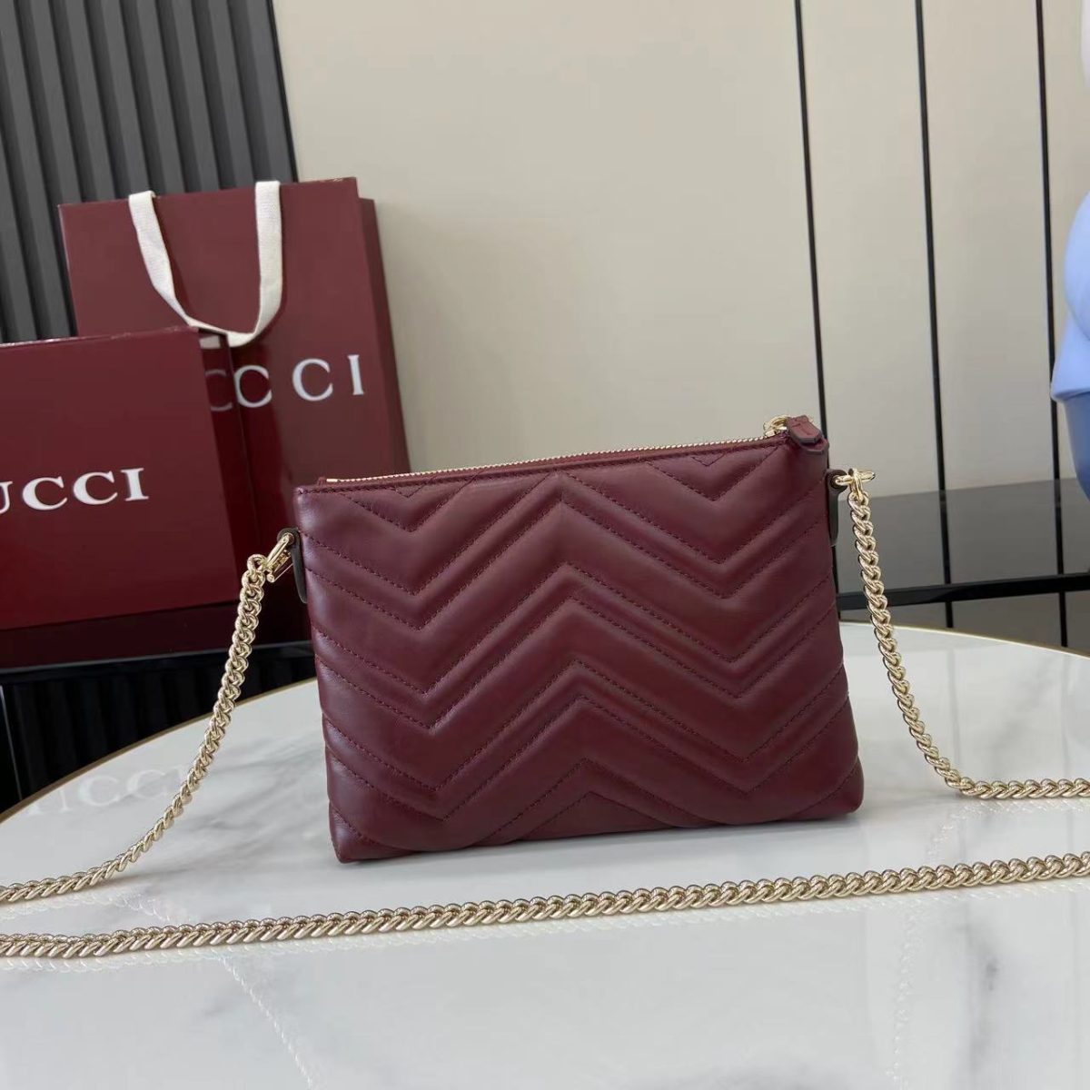 Gucci GG Marmont Chain Shoulder Bag | V-Quilted Leather Collection - Image 6