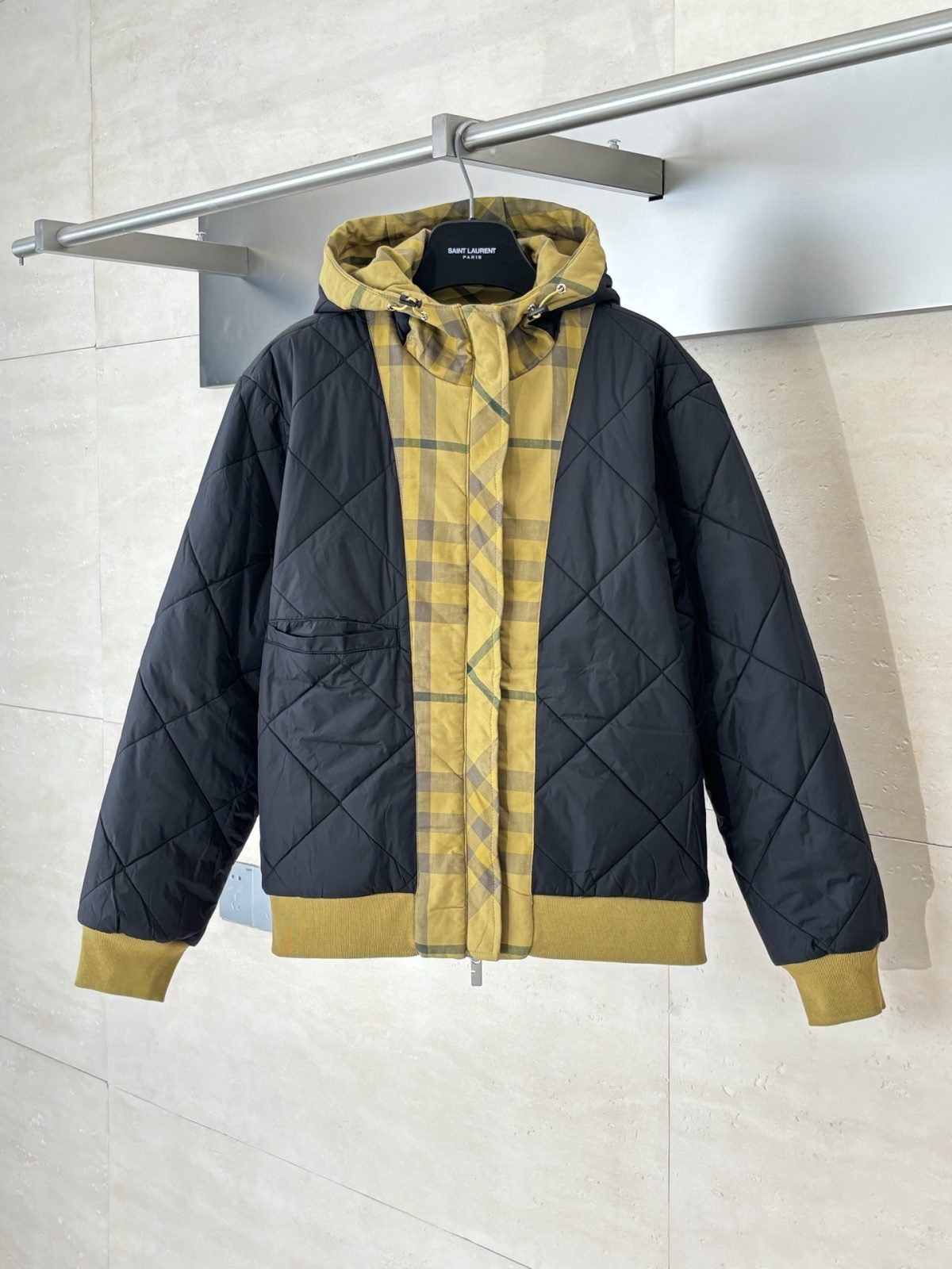 Burberry 2025 Fall/Winter Diagonal Check Quilted Cotton Jacket - Image 6