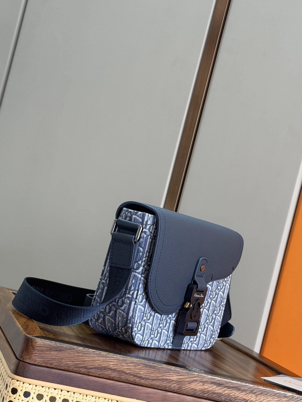 Dior Saddle Messenger Bag (Light Blue Oblique Jacquard) - Image 7