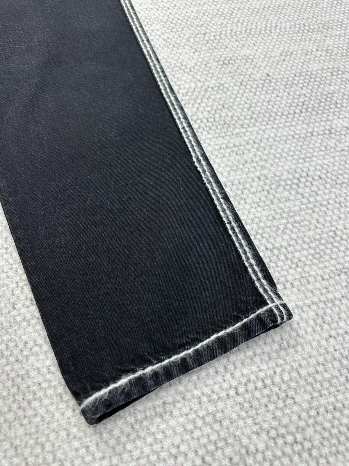 Chanel 2025 Resort “Comic Stitch” Denim Pants - Image 9