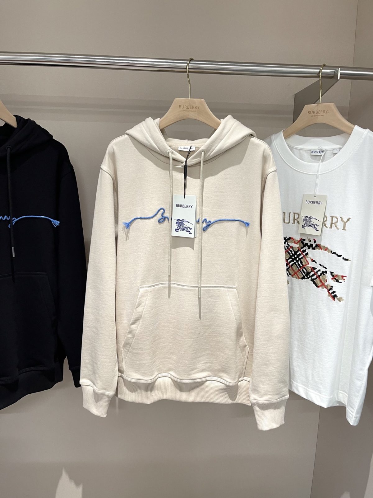 Burberry 2025 Pre-Fall Signature Logo Cotton Hoodie - Image 6