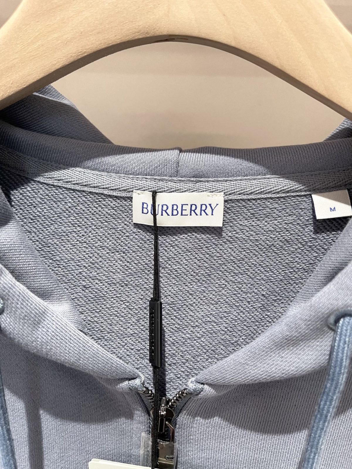 Burberry 2025 Fall/Winter EKD Zip Hoodie - Image 7