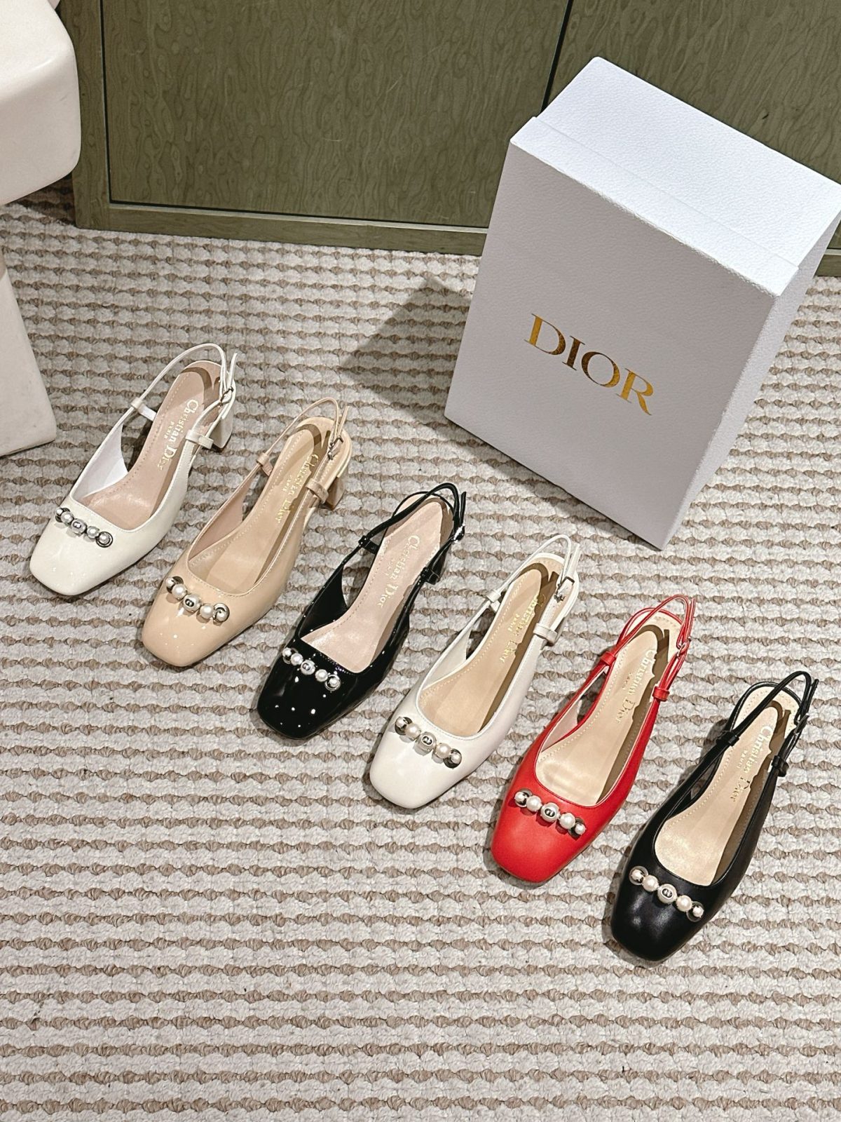 Dior Mary Jane Pearl Pumps | 2025 Spring/Summer New Collection - Image 3