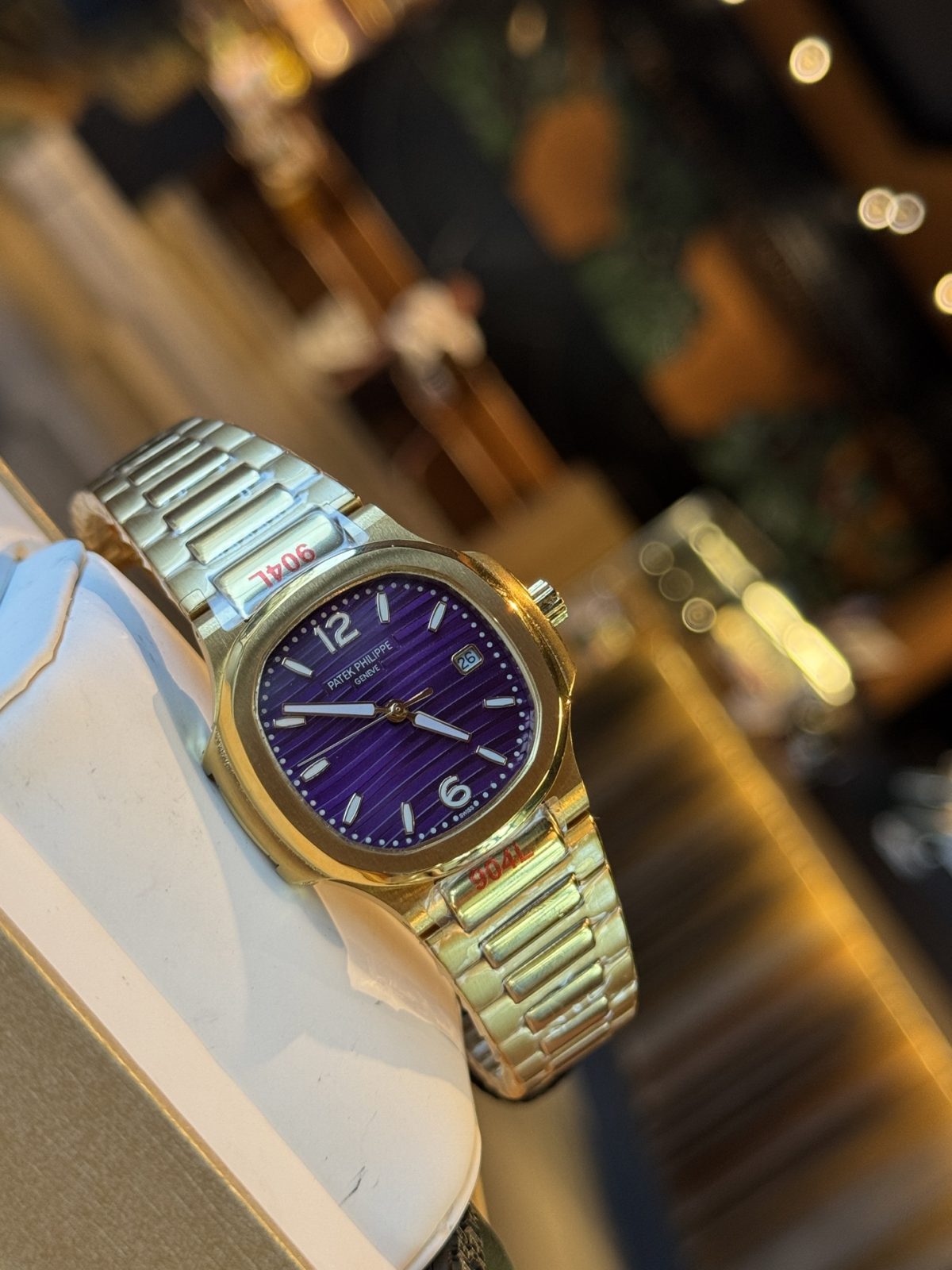 Patek Philippe Diamond Bezel Gold Watch 35mm Ladies Luxury Watch (Model: 7118 Series) - Image 3