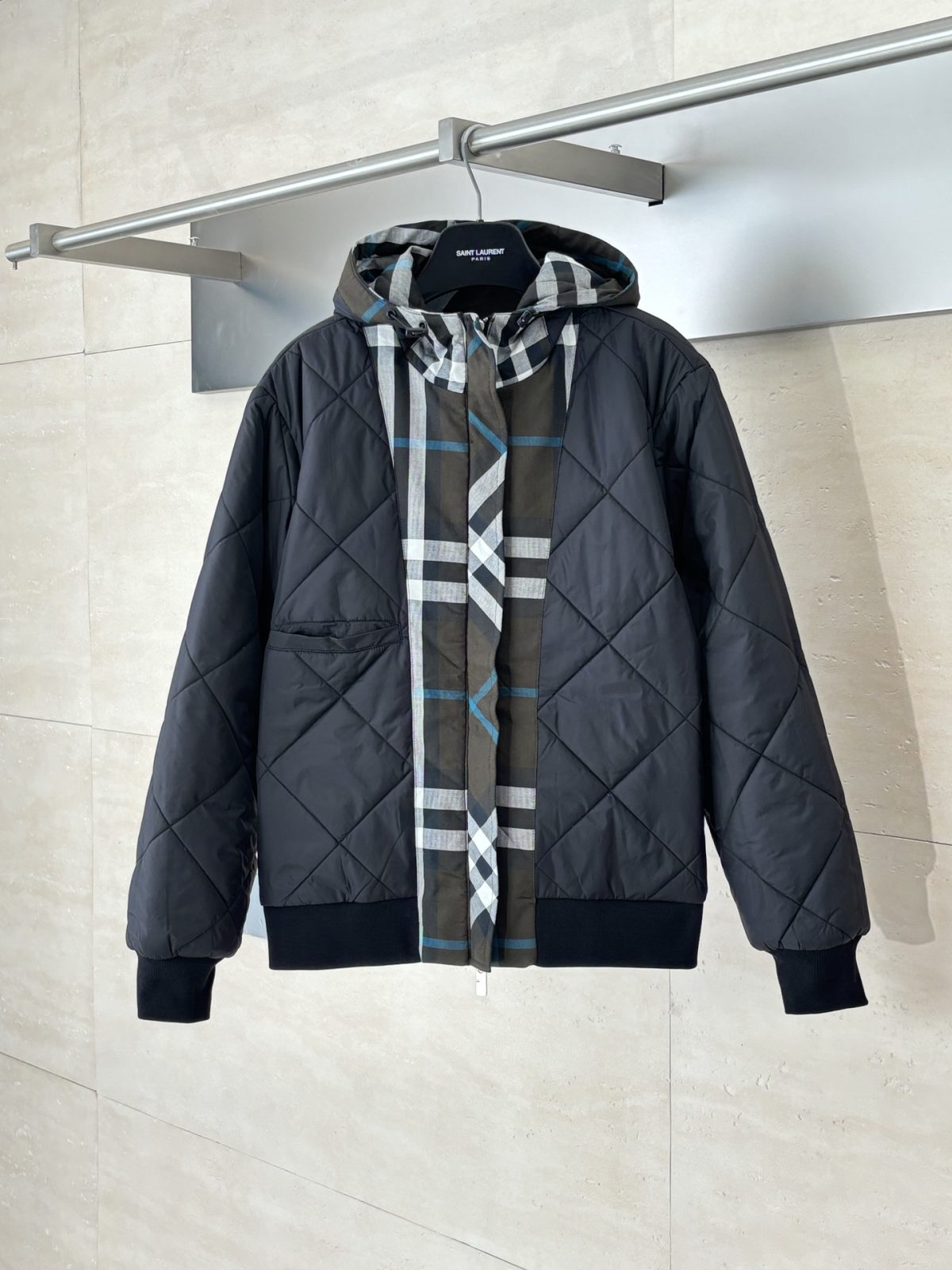 Burberry 2025 Fall/Winter Diagonal Check Quilted Cotton Jacket - Image 8