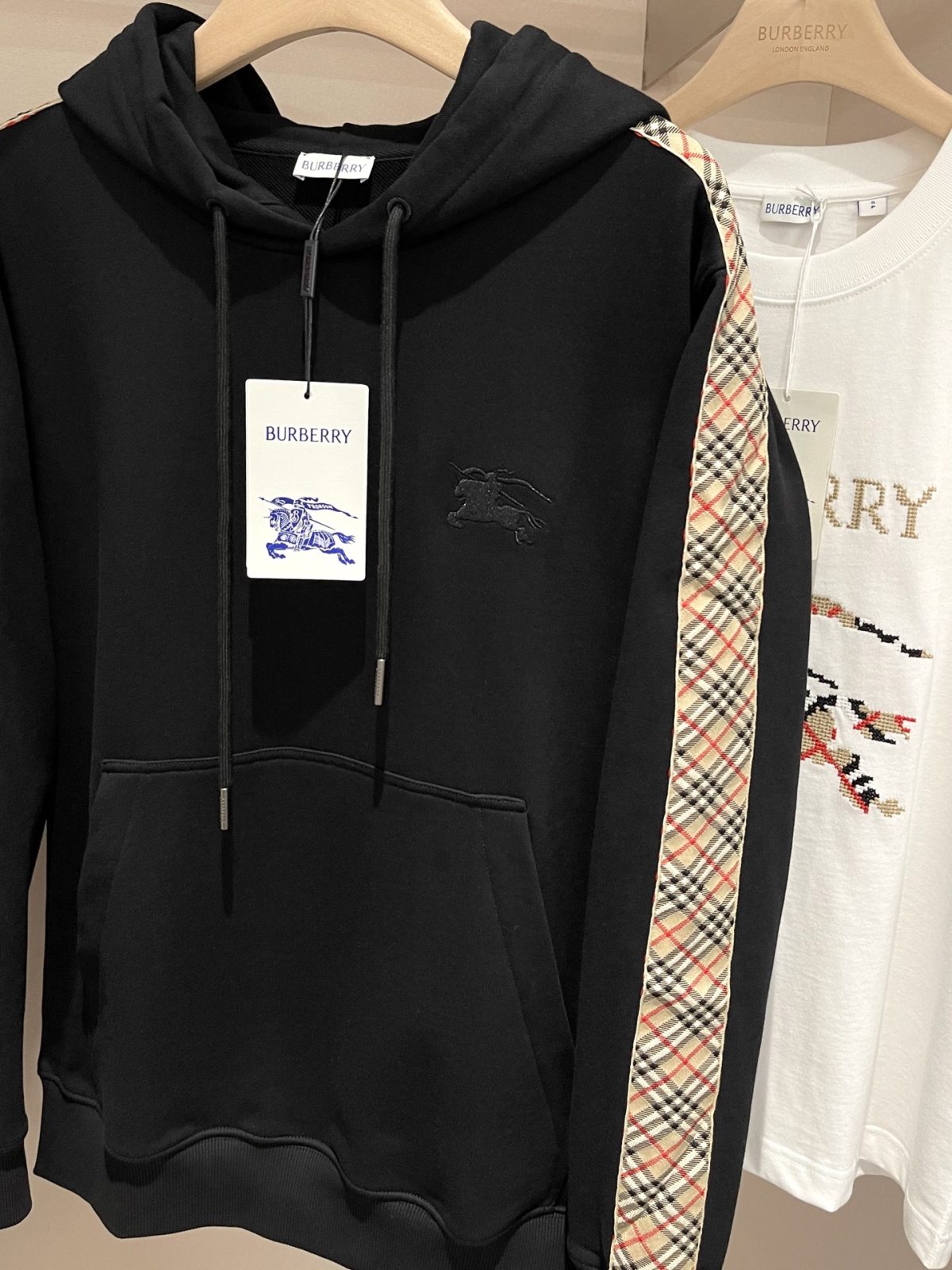 Burberry 25FW Cotton Hoodie with Vintage Check Tape - Image 7