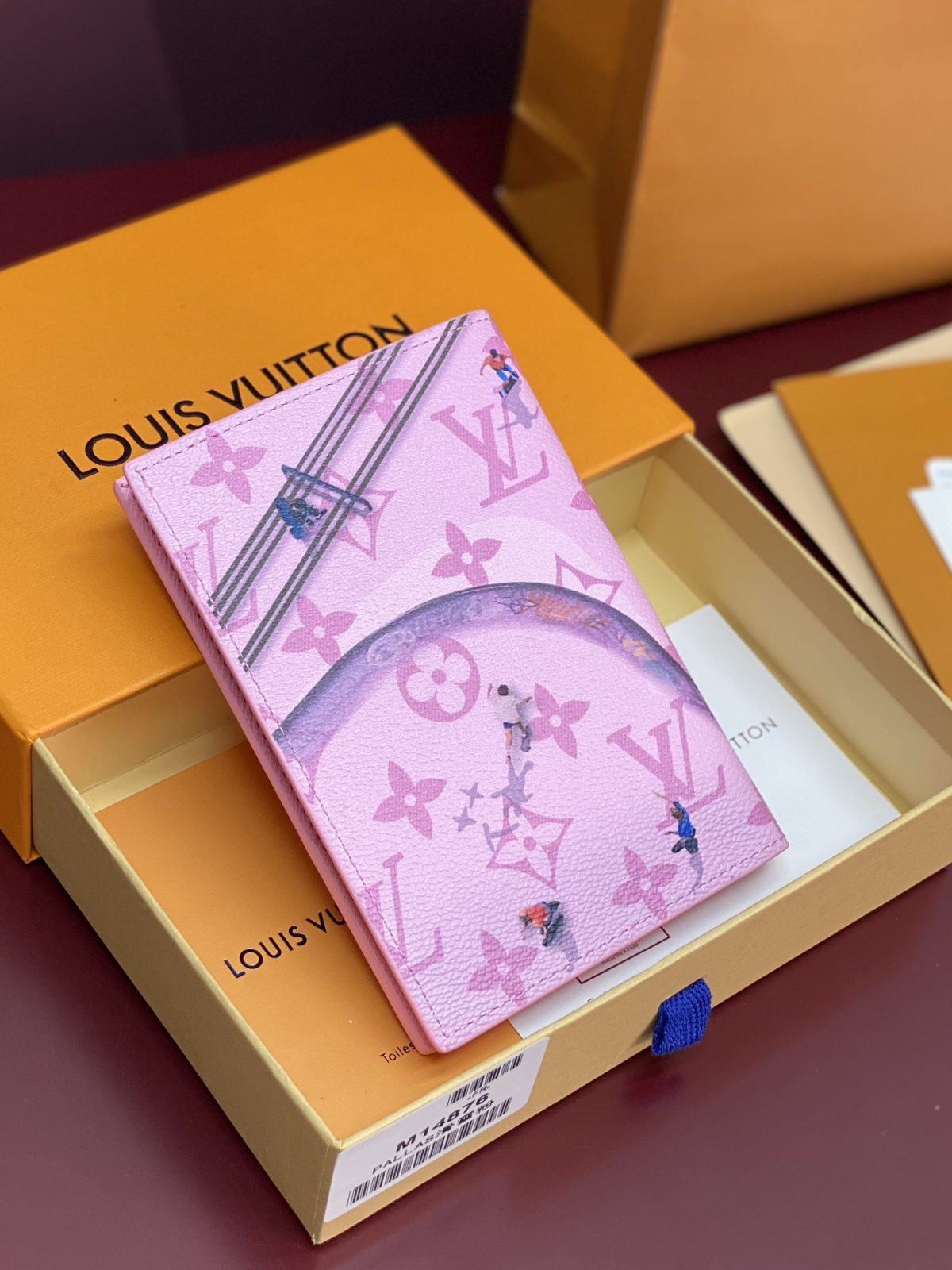Louis Vuitton Ski Pink Capsule Collection - Image 9