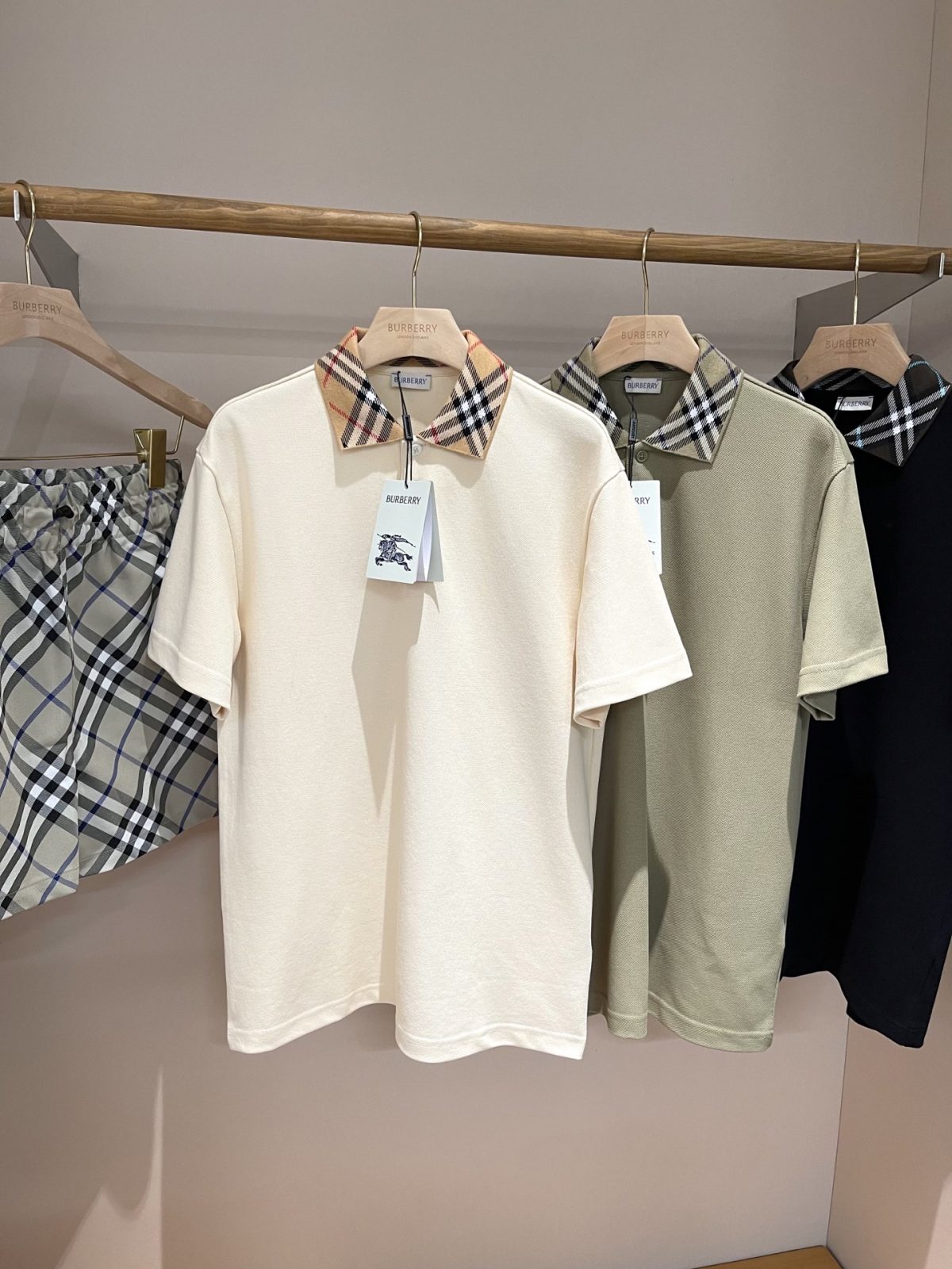 Burberry 2025SS Vintage Check Collar Cotton Polo Shirt - Image 10