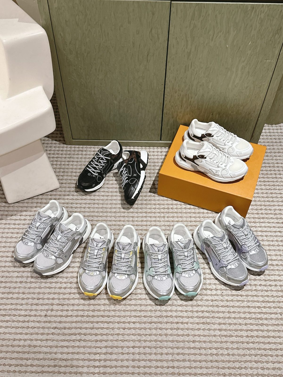 LV Louis Vuitton Sports Series Sneakers | Spring-Summer New Collection - Image 1