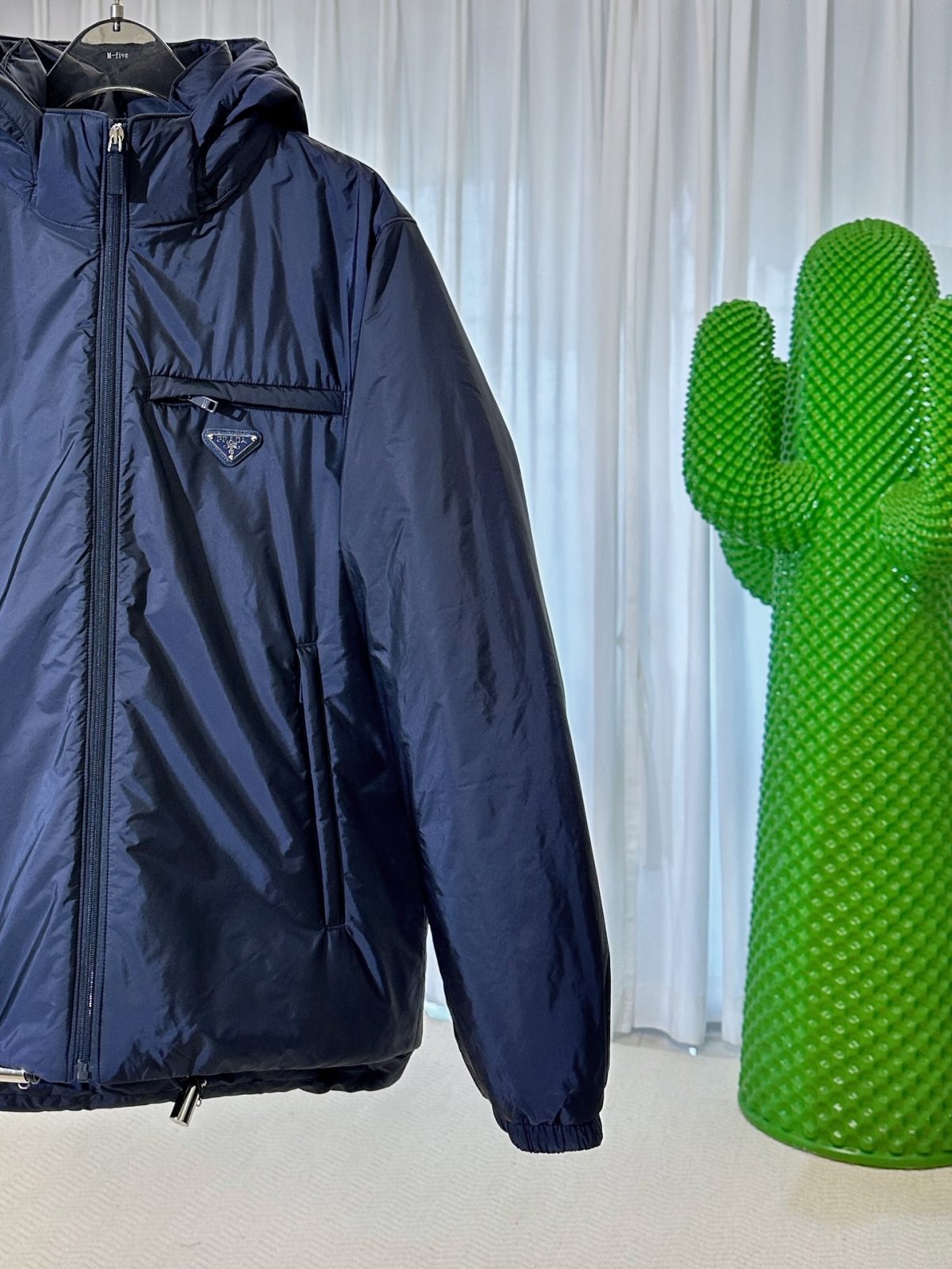 Prada Re-Nylon Classic Down Jacket with Detachable Hood - Image 9