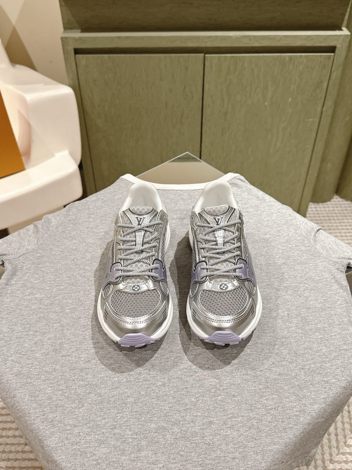 LV Louis Vuitton Sports Series Sneakers | Spring-Summer New Collection - Image 8